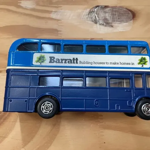 Bus de collection N•81