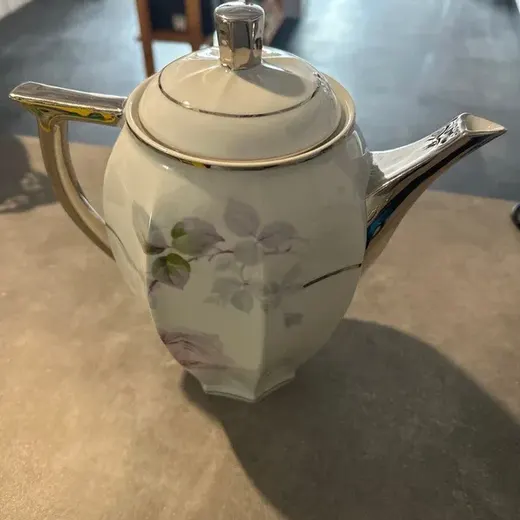 Cafetière en porcelaine haviland