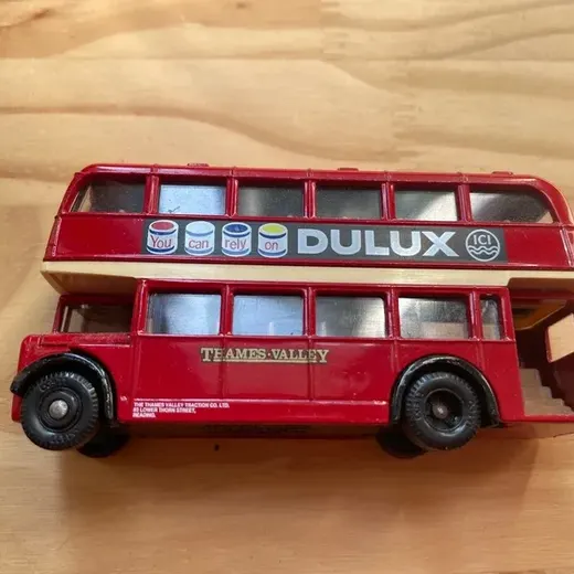 Bus de collection N•101