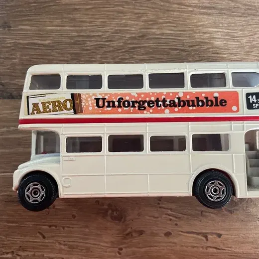 Bus de collection N•53