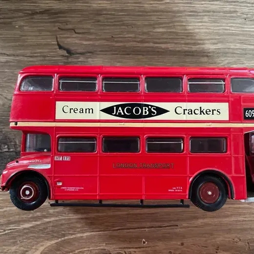 Bus de collection N•48