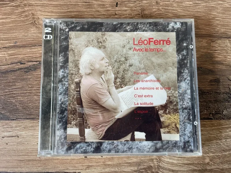 CD Léo ferré avec le temps