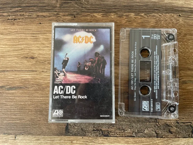 Cassette acdc let there be rock