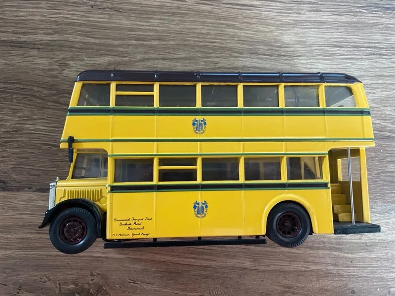 Bus de collection N •38