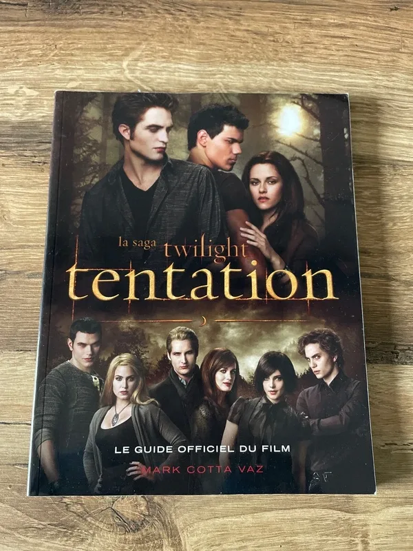 Guide officiel de la saga twilight volume tentation