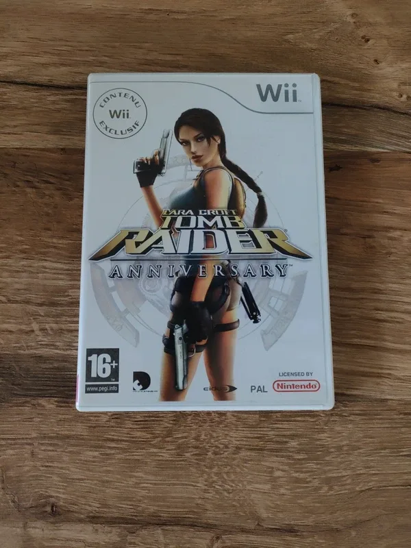 Jeu WII Lara Croft Tomb Raider Anniversary