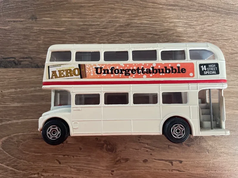 Bus de collection N•53