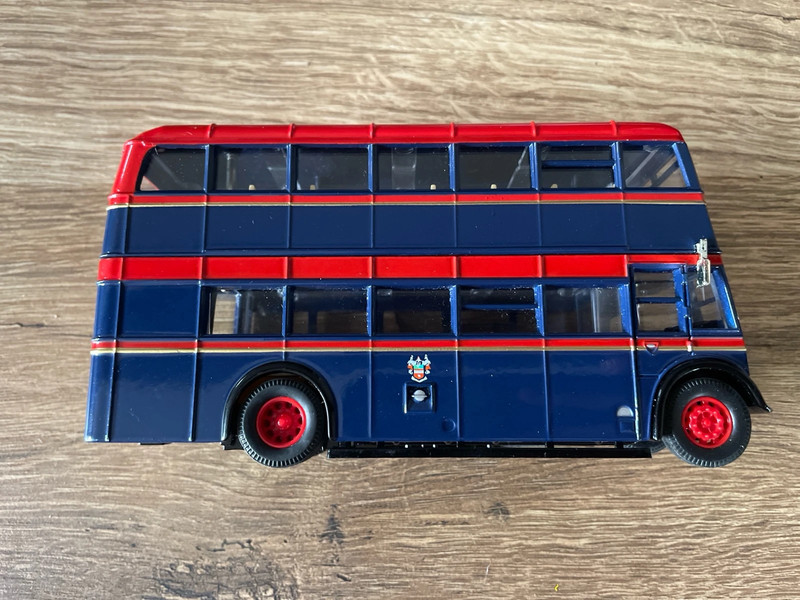 Bus de collection N•30