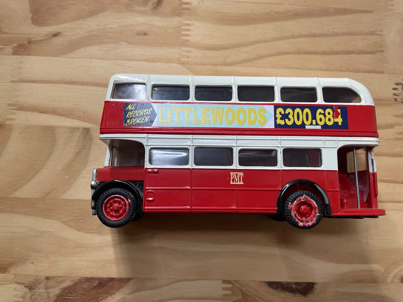 Bus de collection N•62