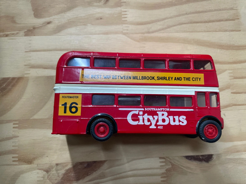 Bus de collection N•63