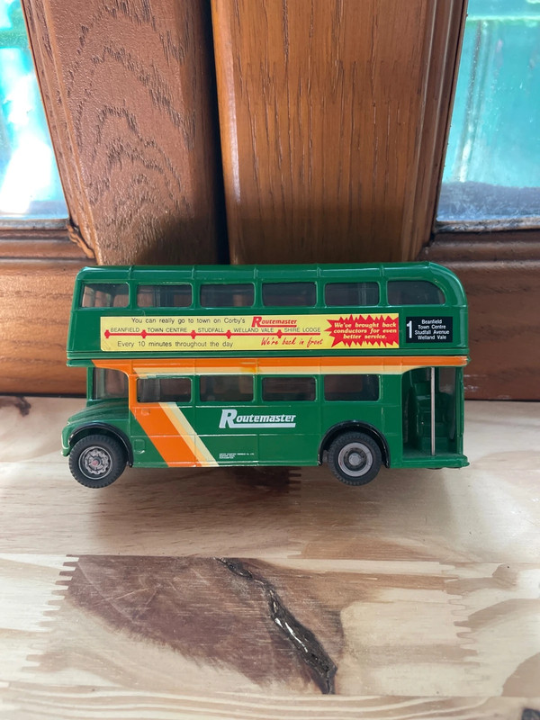 Bus de collection N•67